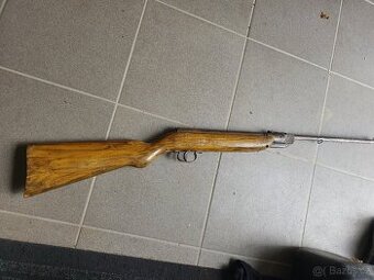Vzduchovka ČZ 803