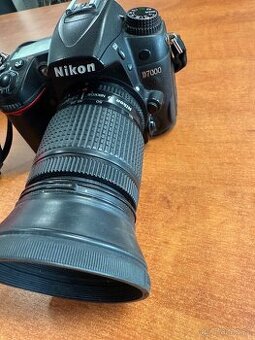 NIKON D7000