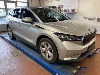 Škoda Enyaq 60 Loft 132kw/LED/tepelko/kessy/350km WLTP