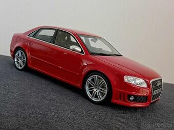 Audi RS4 - 1:18