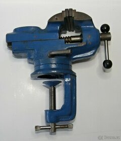 Svěrák otočný 60mm – 8ks