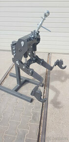 universální přední tříboový závěs 1,1 t