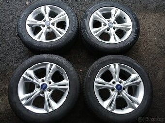 Prodám sadu Orig ALU kol Ford 215/55R16 letní