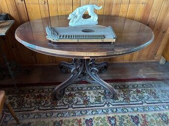 Jídelní stůl + 2 židle