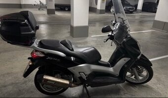 Yamaha Xcity 125i, cz doklady - výfuk Akrapovič