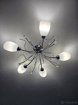 Moderní stropní lustr