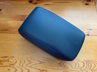 Ford Ranger loketní opěrka