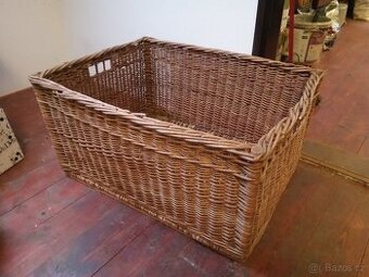 velký proutěný koš