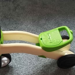 Dětské odrážedlo