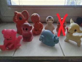 Gumové piskaci hračky