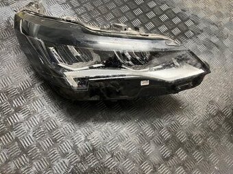 Světlo přední Peugeot 3008 / 5008