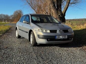 Renault Megane 2 ( druhá generace ) 1.6 benzín
