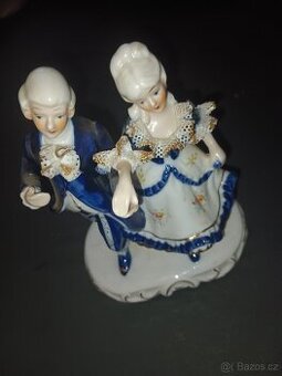 Porcelánová soška
