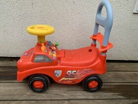 Odrážedlo Cars