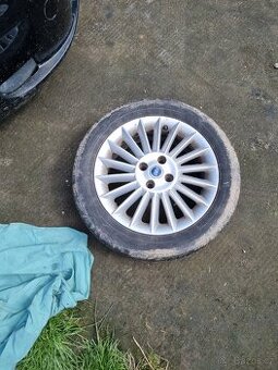Prodám kola 4ks fiat punto grande, Linea r16