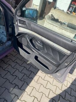 BMW E39 sedan kožené tapce/ cele dveře/ dekor