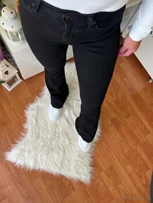 BERSHKA FLARE NOVÉ DÁMSKÉ DŽÍNY DO ZVONU, VYSOKÝ PAS