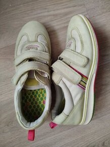 Ecco polobotky, tenisky vel.34