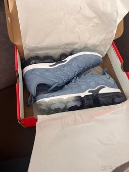 Nike AIR VAPORMAX PLUS
