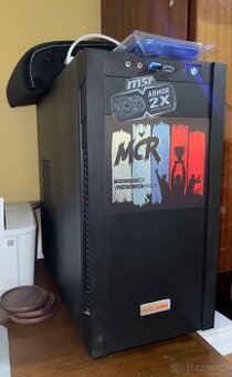 ⚫ PC skříň HAL3000 – mATX, černá, jednoduchá