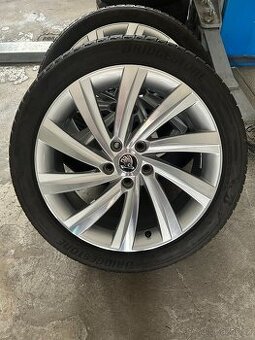 Škoda Octavia 4, 3 letní alu kola Perseus 18 origo