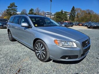 VOLVO V70 2.0 D4 120KW 5VÁLEC 2013