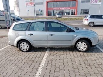 FORD FOKUS , KOMBI 1,6 benzin 74 kw