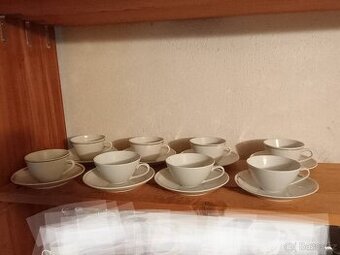Zajímavá porcelánová sada - Mix - 8 šálků a 8 podšálků