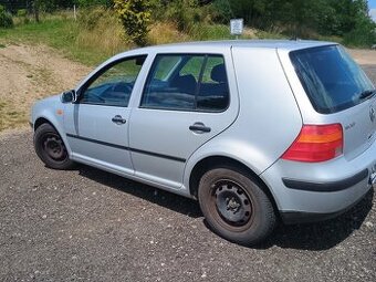 Golf IV