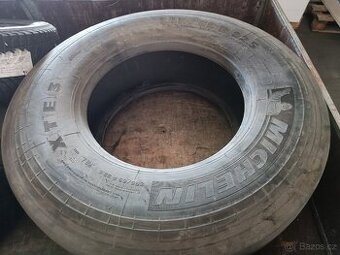 Nákladní pneu Michelin XTE3 385/65 R22,5