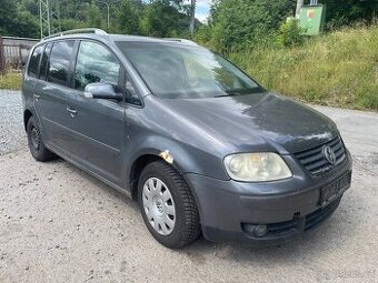 Volkswagen Touran 2,0 TDi - náhradní díly