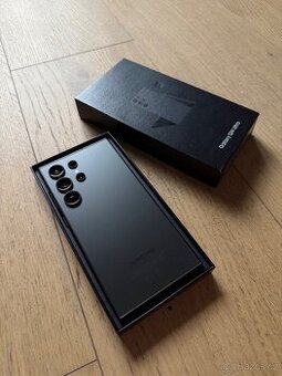 Samsung Galaxy S24 Ultra 256GB černý