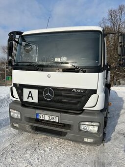 MERCEDES-BENZ AXOR 1829 – HYDRAULICKÁ RUKA