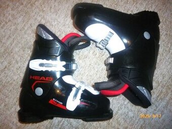 HEAD -  lyžáky