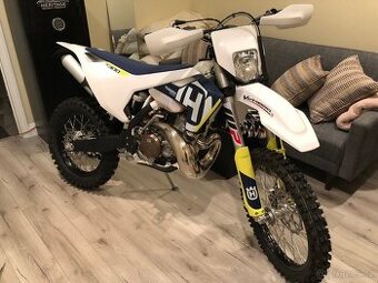 Poptávám sadu plastů na Husqvarna TE 300 2018