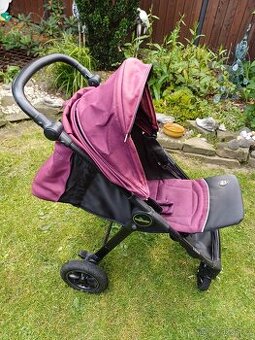 Sportovní kočárek,  sporťák