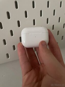 Apple Airpods 2 PRO + nabíjecí kabel