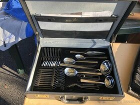 staré luxusní bříbory  z centryfikátem