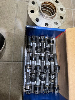 rozšiřovací podložky Porsche 911 997