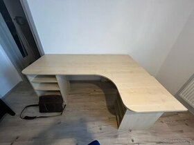 Pracovní stůl a stolek - 1