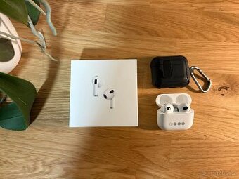 Sluchátka AirPods 3
