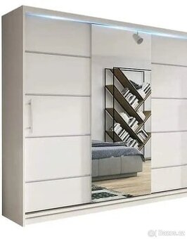 ŠOUPACÍ ŠATNÍ SKŘÍŇ RIO 180 BÍLÁ