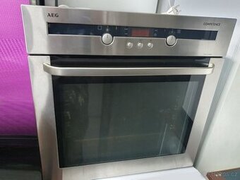 220 V el.vestavná trouba AEG horkovzdušná