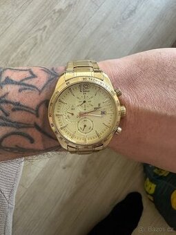 Pánské hodinky Festina zlaté