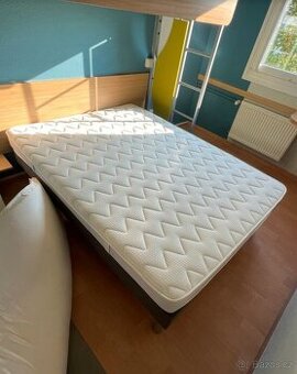 24x postel z hotelu vcetne matrace a toperu 150x200cm - 1