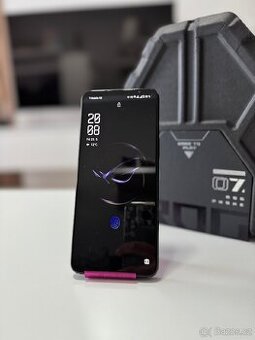 Asus ROG Phone 7 Ultimate - 1