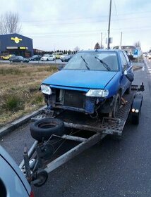 Prodám náhradní díly na citroen saxo 1.1 i