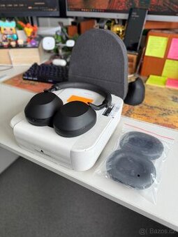 Bezdrátová sluchátka Sony Noise Cancelling WH-1000 XM5 černá