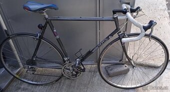Cestný bicykel