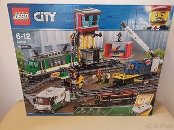 LEGO City 60198 Nákladní vlak